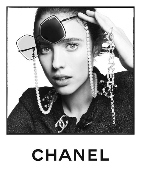 chanel sunglasses outfit